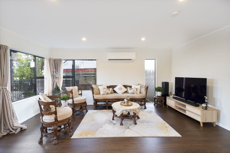 4/2 Taylor Street, Blockhouse Bay, Auckland - Carousel 2