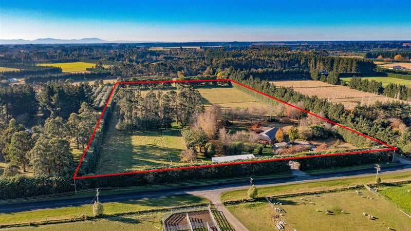 842 Hoskyns Road, Christchurch - Carousel 1