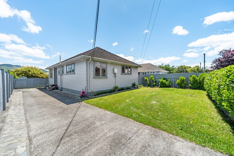 38 Miro Street, Trentham, Upper Hutt - Carousel 1