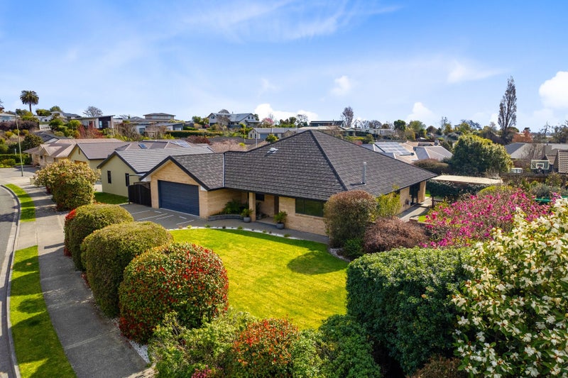 16 Park Drive, Richmond - Carousel 1