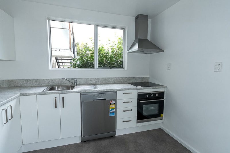 2/101 Middlepark Road, Sockburn, Christchurch - Carousel 2