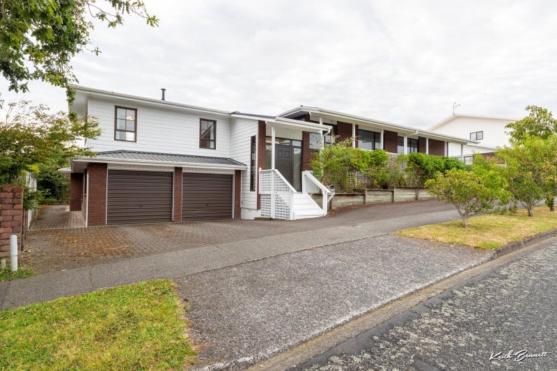 115 Gemstone Drive, Birchville, Upper Hutt - Carousel 2