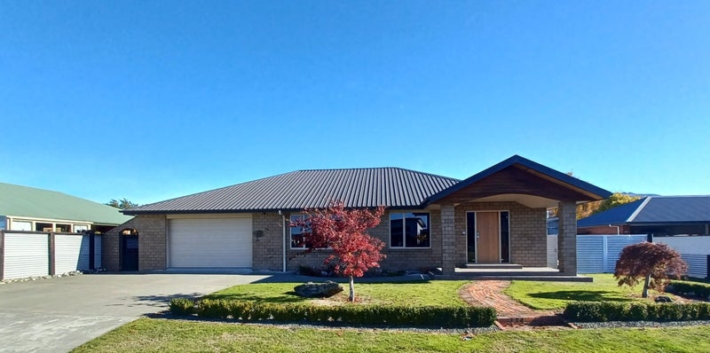 40 Lawson Burrows Crescent, Te Anau, Te Anau - Carousel 1