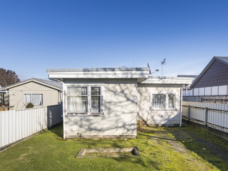 28 Brightwater Terrace, Terrace End, Palmerston North - Carousel 1