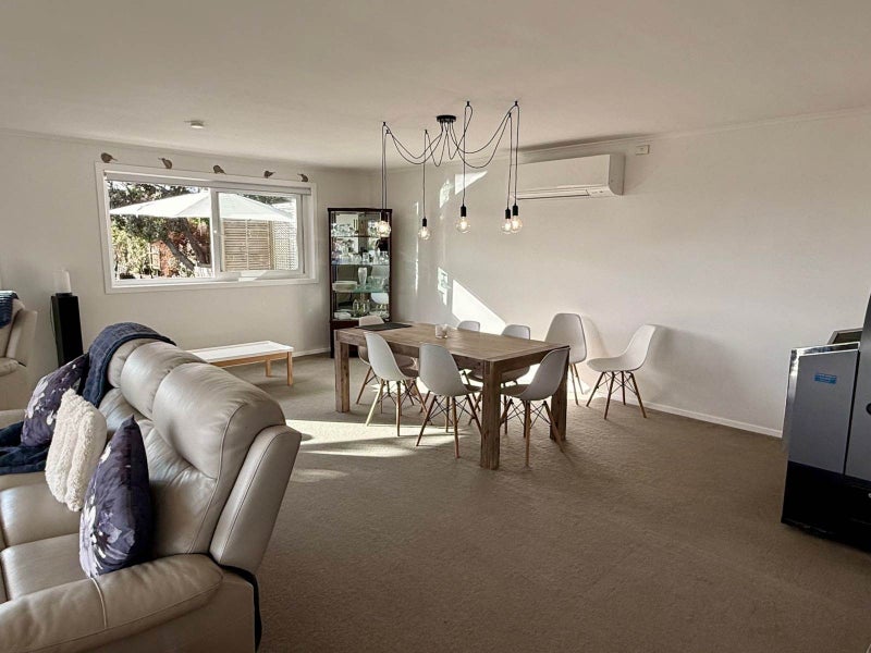 1276 Whangaparaoa Road, Army Bay, Whangaparaoa - Carousel 2