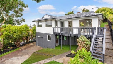 1 Lendenfeld Drive, Papatoetoe, Auckland - Carousel 1