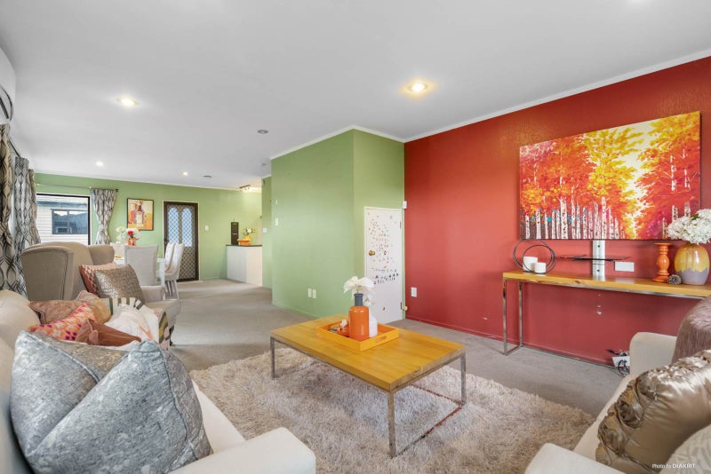 21A Caronia Crescent, Lynfield, Auckland - Carousel 2