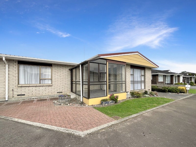 5 Chertsey Court, Roslyn, Palmerston North - Carousel 2