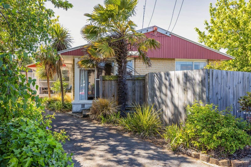 1/140 Champion Street, Edgeware, Christchurch - Carousel 1