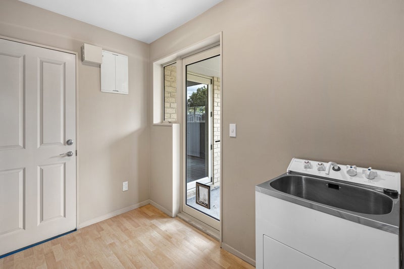 17 Jasper Place, Northwood, Christchurch - Carousel 22