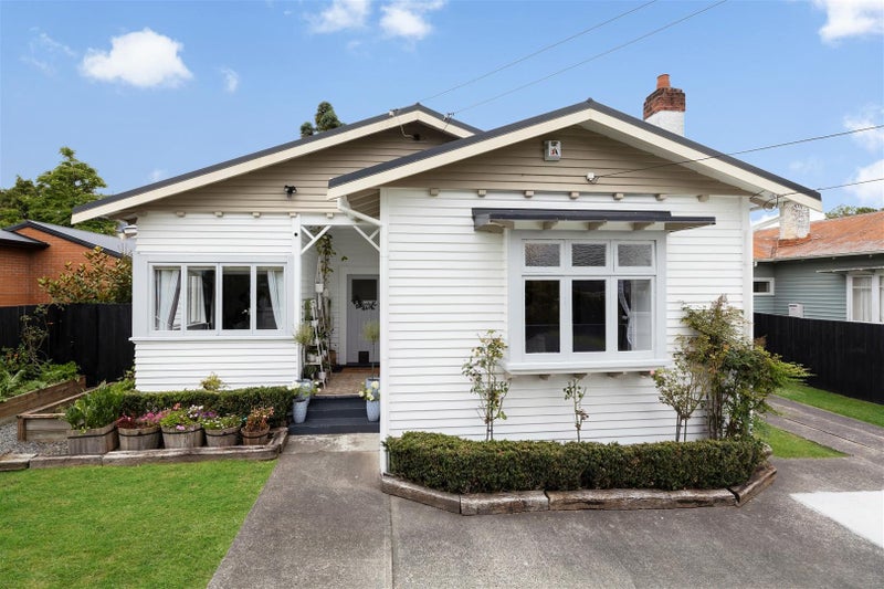 1 Casey Avenue, Fairfield, Hamilton - Carousel 1