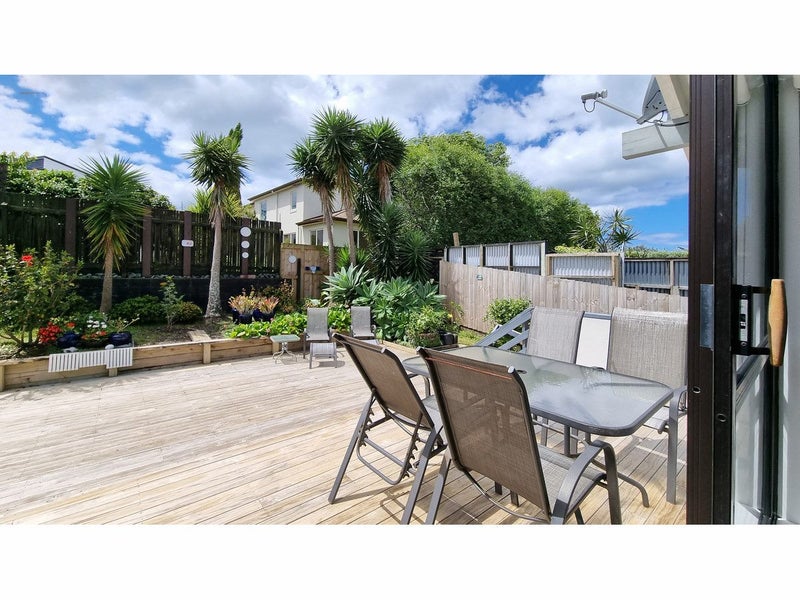 2/39 Killarney Avenue, Torbay, Auckland - Carousel 2