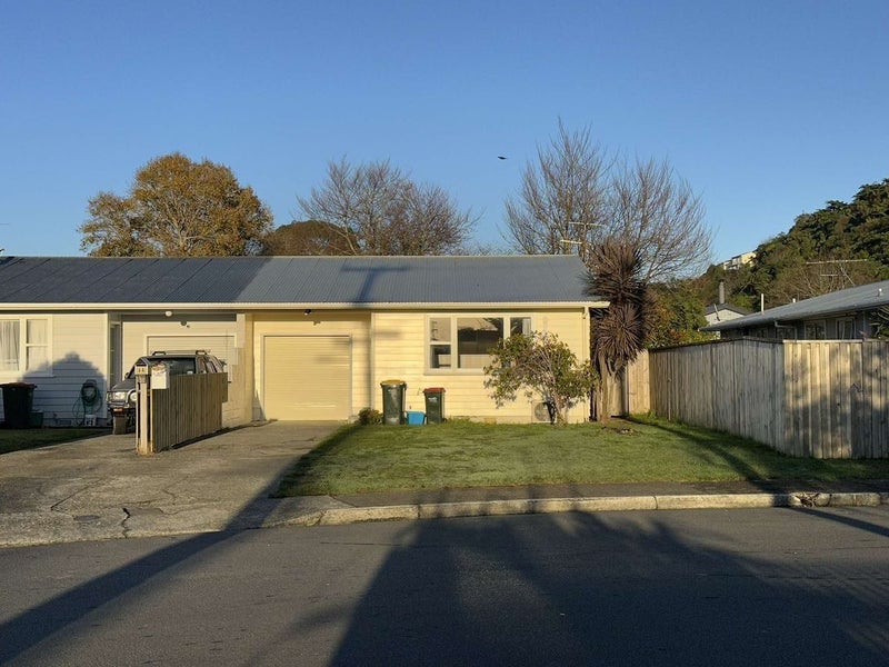 1/6 Owen Street, Belmont, Lower Hutt - Carousel 1