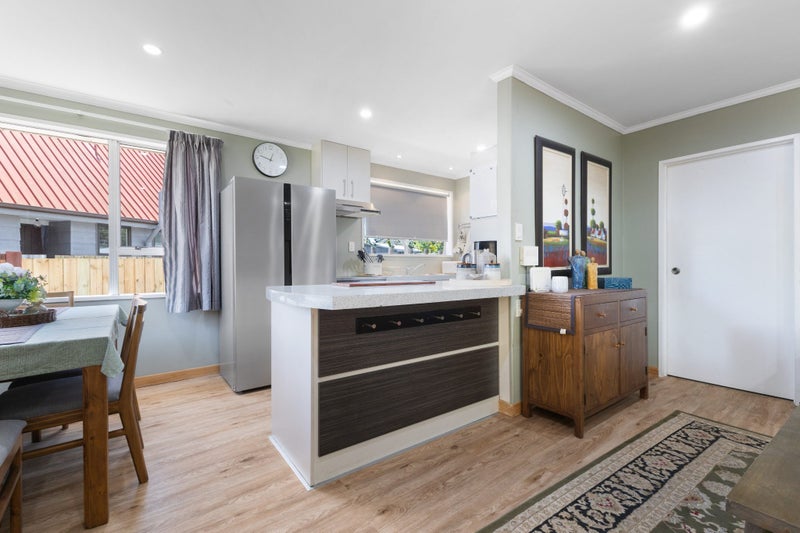 2 Magenta Place, Broomfield, Christchurch - Carousel 2