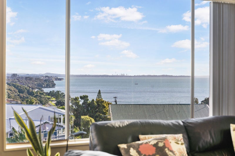 43 Craig Road, Maraetai, Auckland - Carousel 1