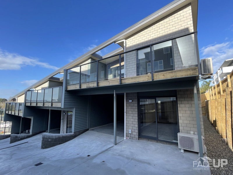 4/11 Scotland Place, Hillcrest, Hamilton - Carousel 2