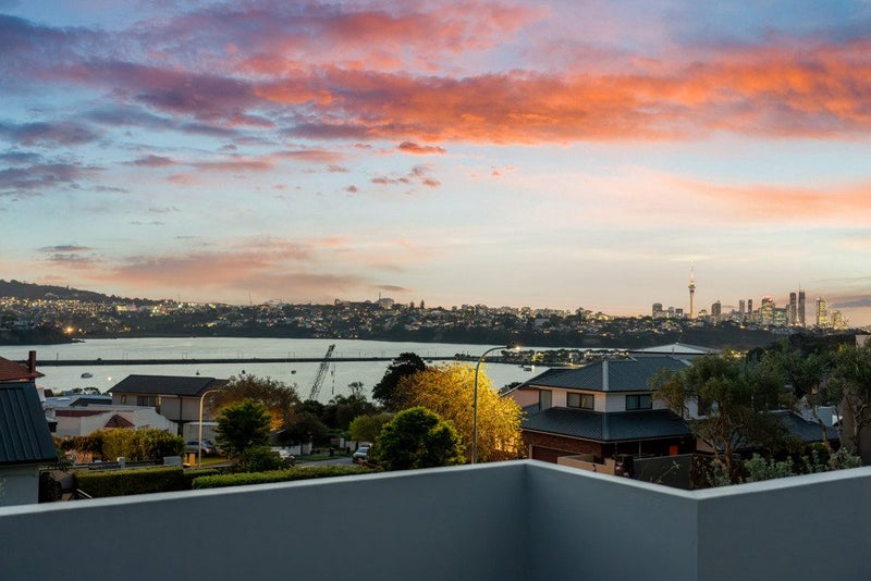 6 Rewiti Street, Orakei, Auckland - Carousel 35