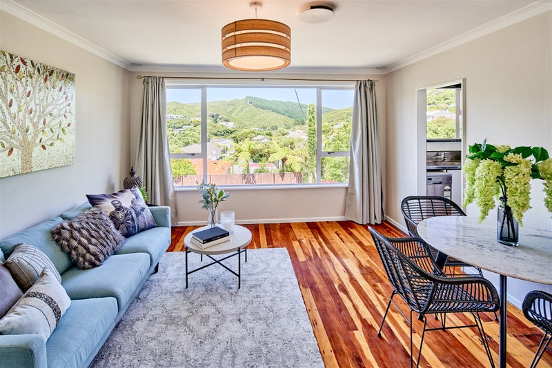 16B Thurleigh Grove, Karori, Wellington - Carousel 2