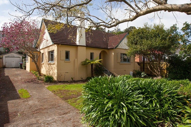 860 Mount Eden Road, Three Kings, Auckland - Carousel 1