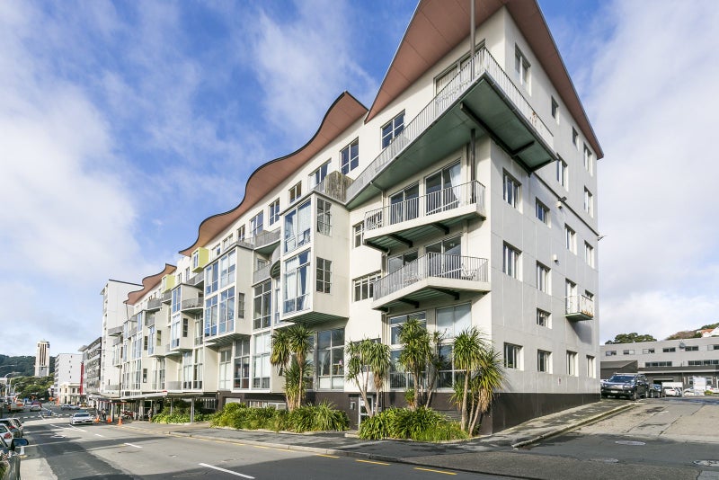 1O/51 Webb Street, Mount Cook, Wellington - Carousel 2