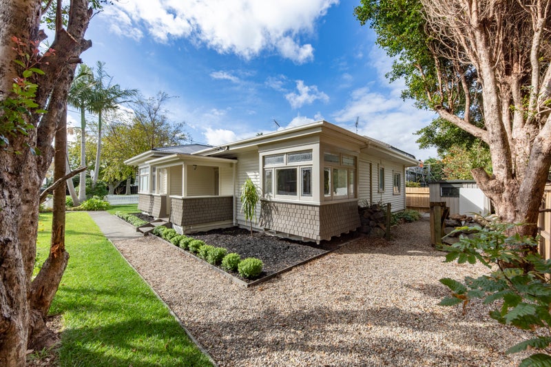 1A Vagus Place, Royal Oak, Auckland - Carousel 1