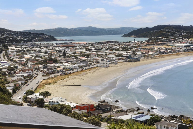 2/51 View Road, Houghton Bay, Wellington - Carousel 2