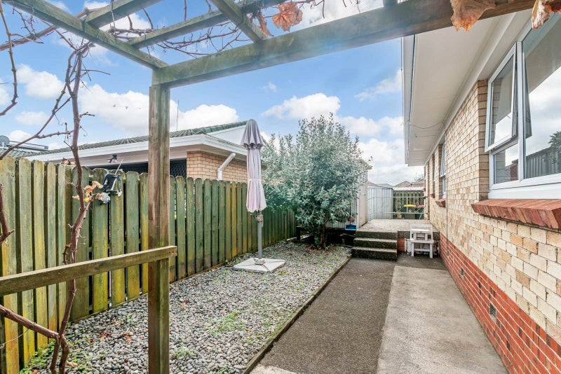 1/23 Watson Place, Papatoetoe, Auckland - Carousel 2