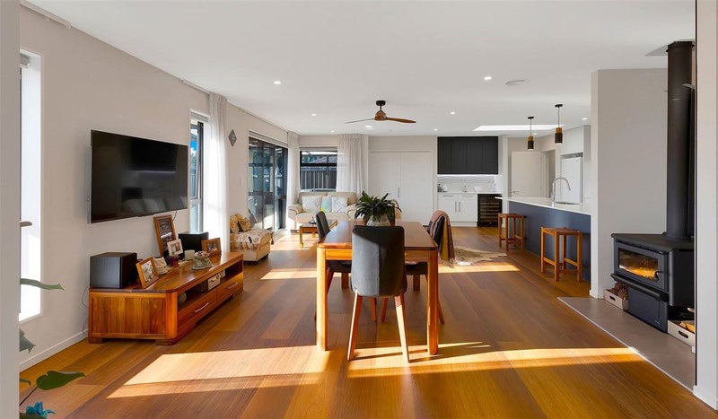 3 Coleman Lane, Amberley, Amberley - Carousel 2