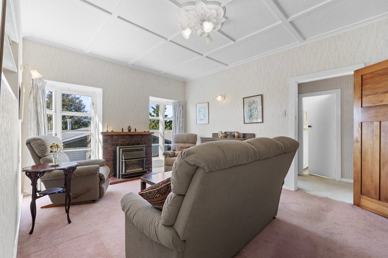 3 Barrett Street, Westown, New Plymouth - Carousel 2