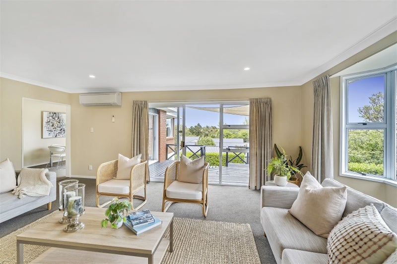 7 Whaka Terrace, Huntsbury, Christchurch - Carousel 2