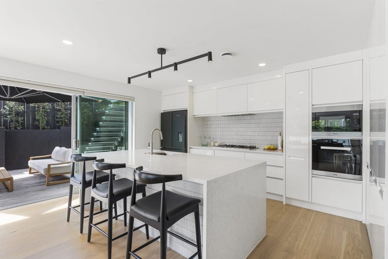 66 Reihana Street, Orakei, Auckland - Carousel 2