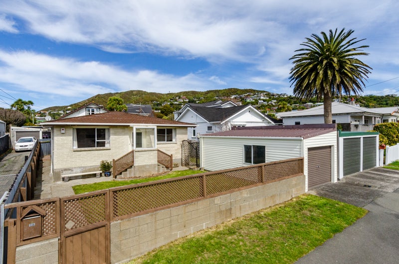 9 Lewer Street, Karori, Wellington - Carousel 2