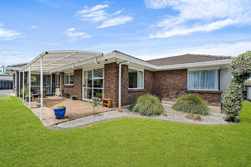 92A Beach Road, Pahurehure, Papakura - Carousel 1