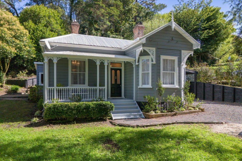 8 Banks Lane, Waikino, Waihi - Carousel 1