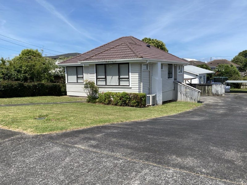 1/2 Milan Road, Papatoetoe, Auckland - Carousel 2