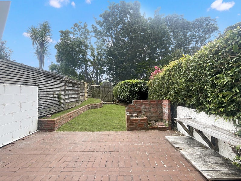 3/14 Rosehaugh Avenue, Karori, Wellington - Carousel 2
