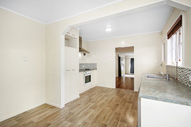 63 Sunny Grove, Wainuiomata, Lower Hutt - Carousel 2