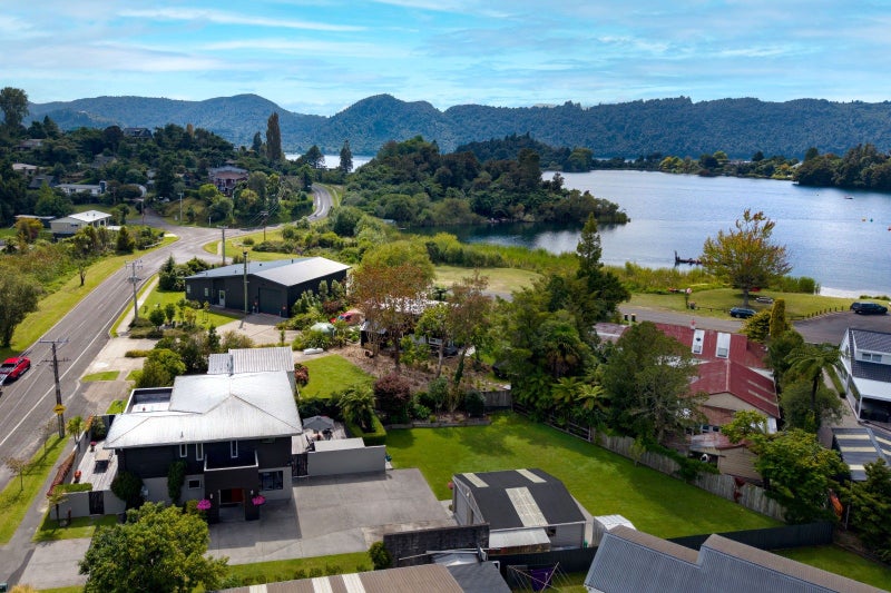 19 Okareka Loop Road, Lake Okareka, Rotorua - Carousel 1