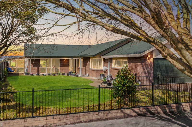 119 John F Kennedy Drive, Milson, Palmerston North - Carousel 1
