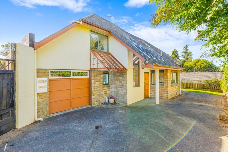 2/127 Union Road, Howick, Auckland - Carousel 1