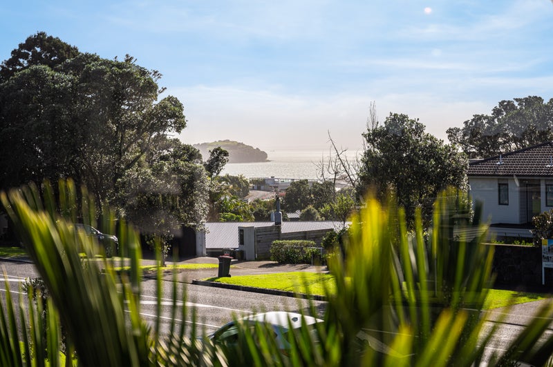 99 Coates Avenue, Orakei, Auckland - Carousel 2