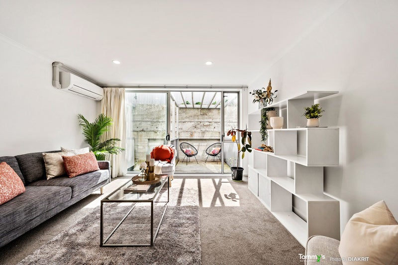 28/37 Daniell Street, Newtown, Wellington - Carousel 1