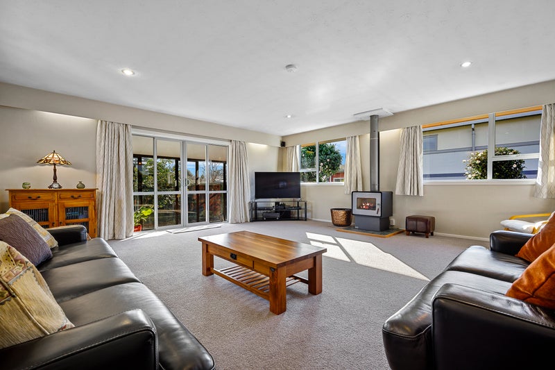 29A Wyatt Place, Russley, Christchurch - Carousel 2