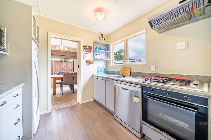 6B Matariki Grove, Wainuiomata, Lower Hutt - Carousel 2