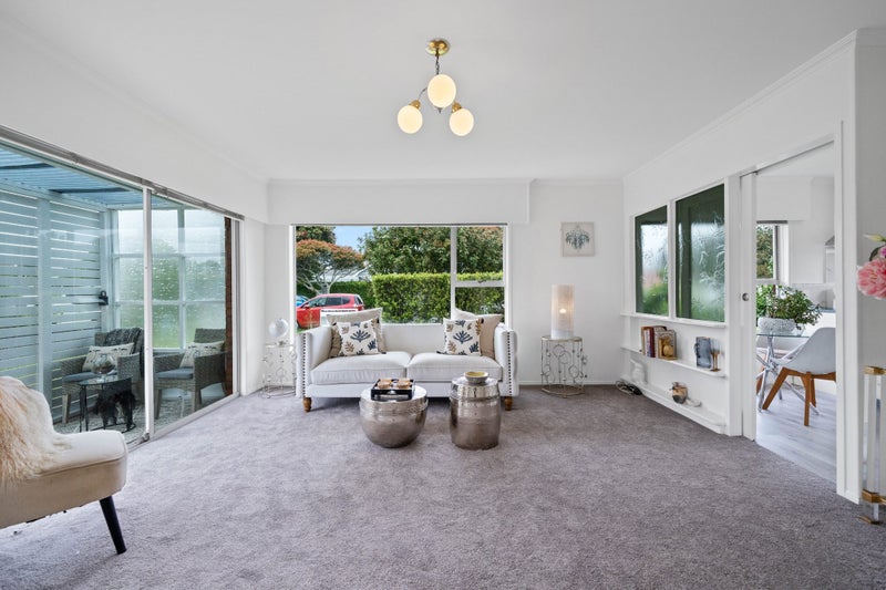 1/19 Kingsway Avenue, Sandringham, Auckland - Carousel 2