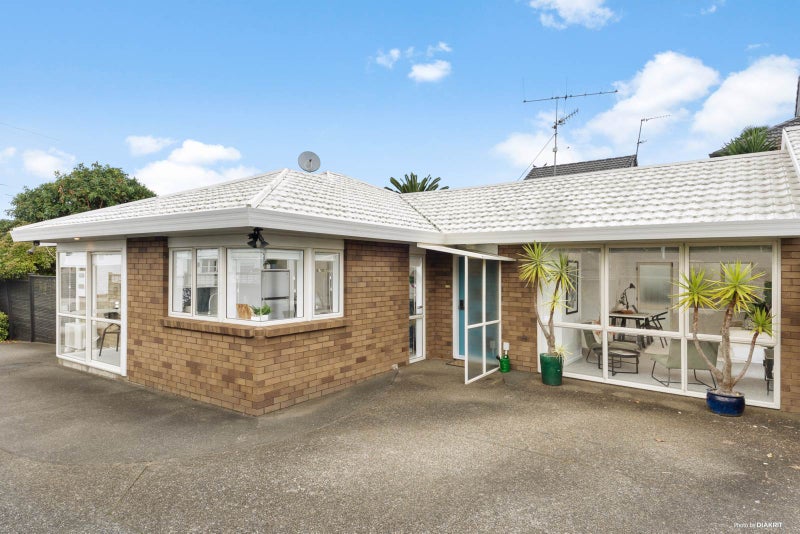 2/3 Ramsgate Street, Ellerslie, Auckland - Carousel 1