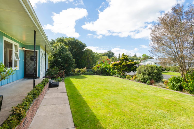 2 Dominey Street, Inner Kaiti, Gisborne - Carousel 2