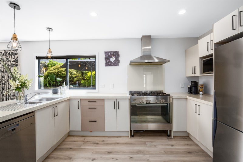 119 Te Puia Drive, Aotea, Porirua - Carousel 2