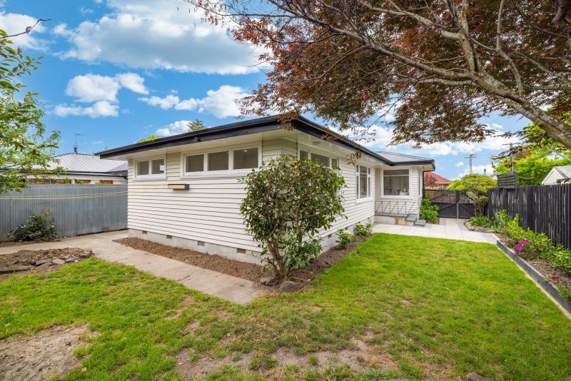 15 Dunedin Street, Redwood, Christchurch - Carousel 15