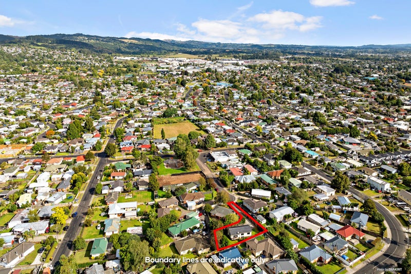 8 Sambrooke Crescent, Flat Bush, Auckland - Carousel 37